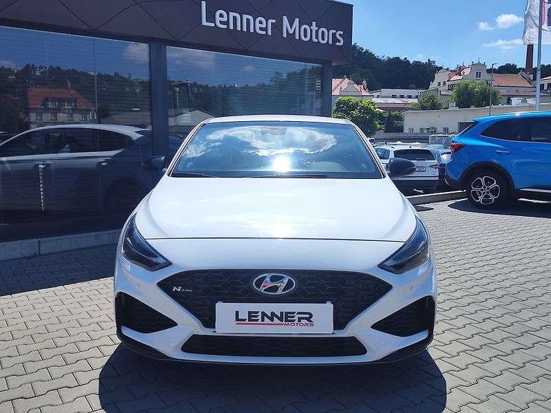 Hyundai i30 1.5 T-GDI/117 N-Line - fotka 2 z 31