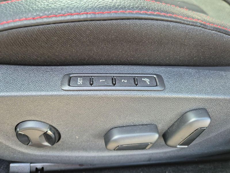 Škoda Octavia Combi RS 2,0 TSI 195kW DSG, we - fotka 10 z 39