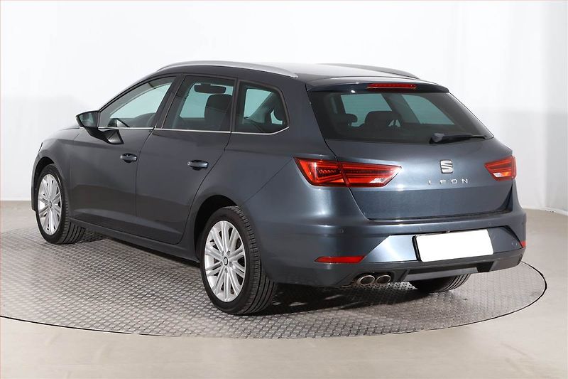 Seat Leon (2019) Xcellence 2.0 TDI, Automat - fotka 4 z 25