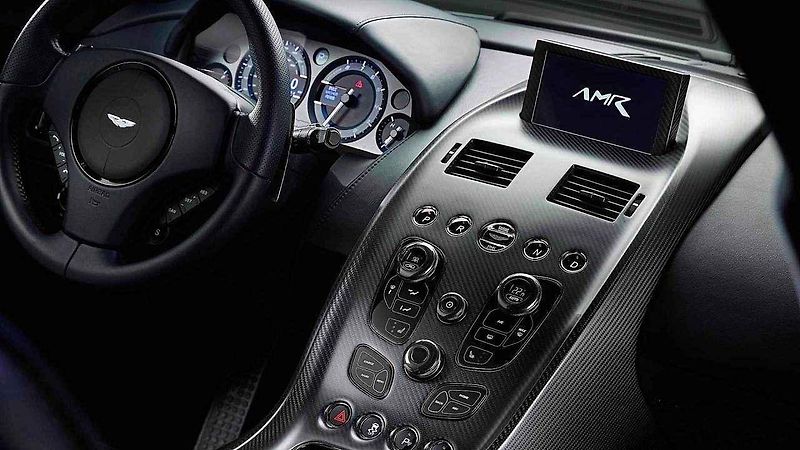 Aston Martin Rapide AMR.