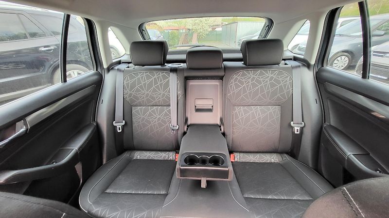 Škoda Rapid 1.0TSi CLEVER  1MAJITEL 81KW   - fotka 29 z 44