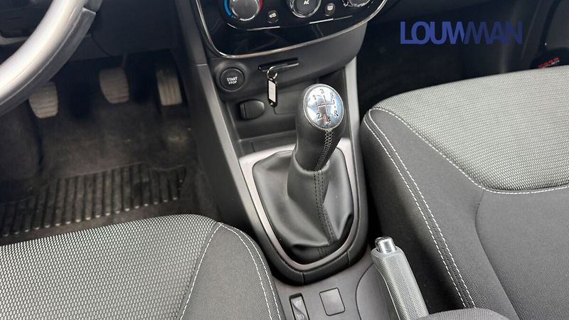 Renault Clio 1.2 16V - fotka 10 z 24
