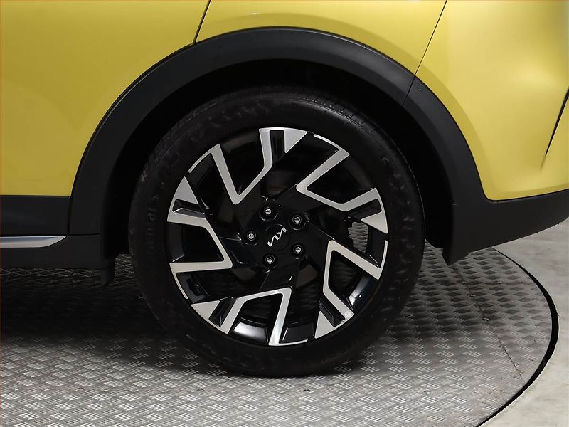 Kia XCeed (2023) 1.5 T-GDI - fotka 13 z 21