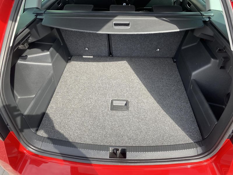 Škoda Fabia 1.2TSI 66kW-1xMAJ.-LED-EDITION - fotka 36 z 49