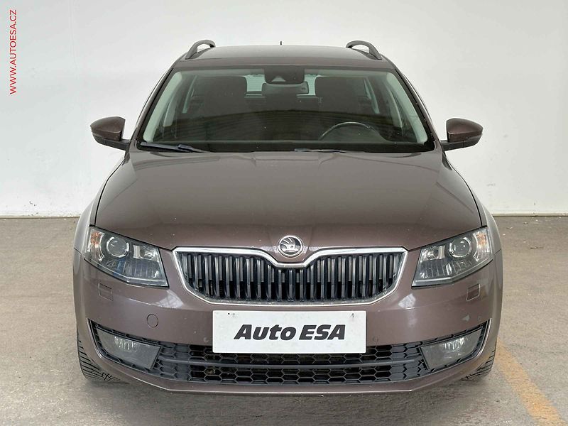 Škoda Octavia (2015) 1.8 TSi, AT - fotka 2 z 16