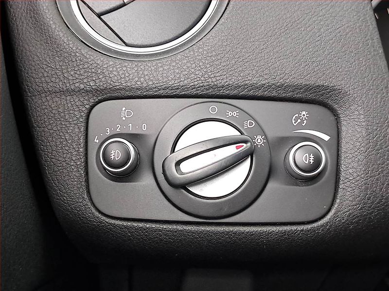 Ford Mondeo (2013) 2.0 TDCi, Serv.kniha, Tempomat - fotka 17 z 18