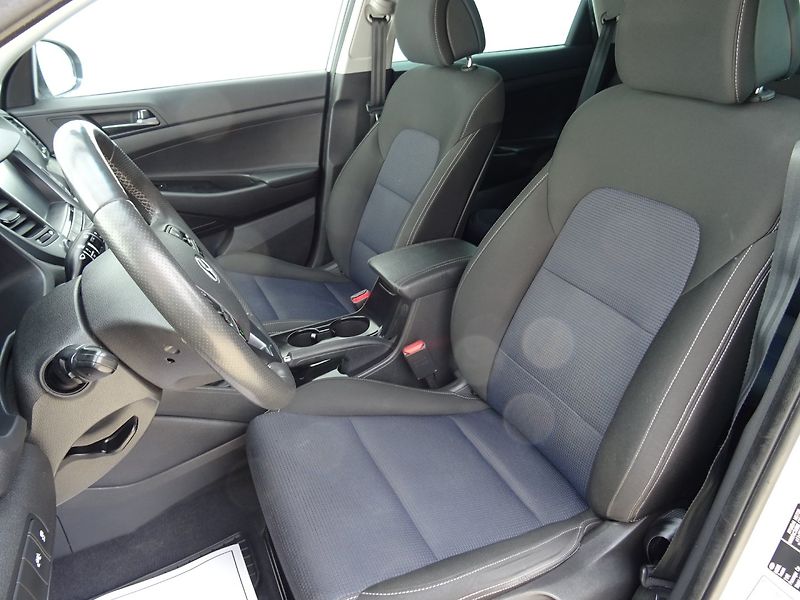 Hyundai Tucson (2017) 1.7CRDi,NovéČR,S.kn,navigace - fotka 8 z 24