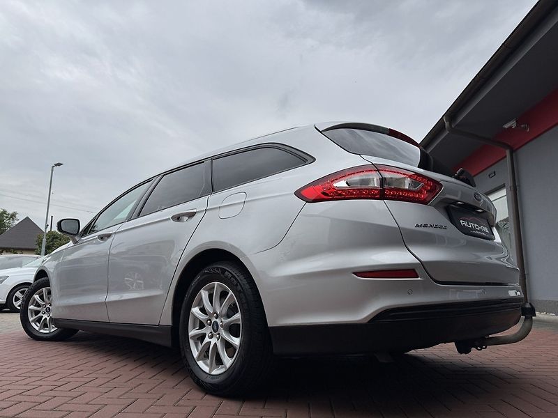 Ford Mondeo (2018) 2.0TDCi Automat Navi Tažné Zař - fotka 46 z 47