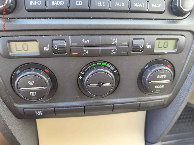 Škoda Octavia (2006) 1.9TDi, ČR, AC, park.čidla - fotka 13 z 17