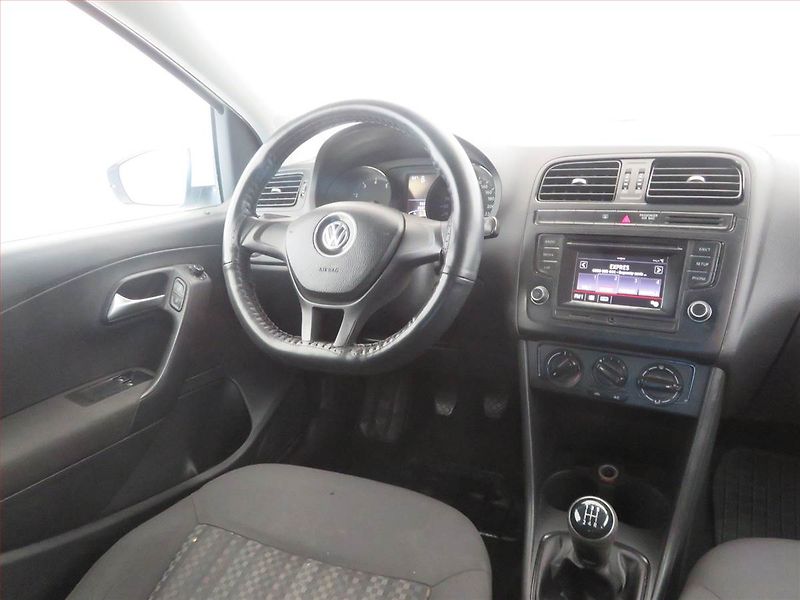 Volkswagen Polo (2017) 1.0 - fotka 7 z 14