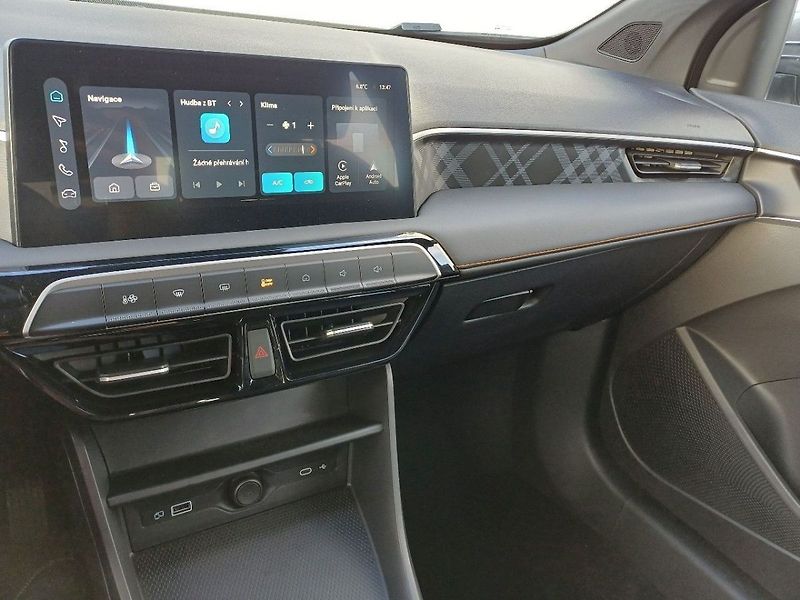 MG MG3 EXCITE 1,5l 85 kW - fotka 7 z 12