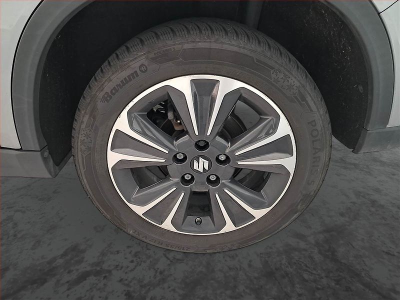 Suzuki Vitara (2019) Premium 1.4 BoosterJet, Kůže - fotka 15 z 16