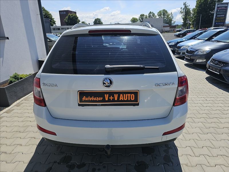 Škoda Octavia 2,0TDi 110KW Elegance TZ - fotka 7 z 49