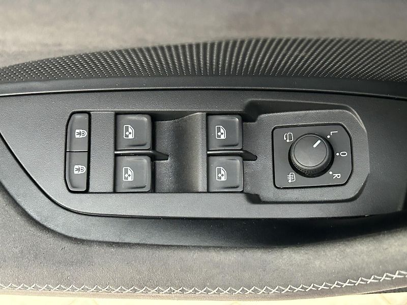 Škoda Kodiaq 2.0 TDI 4x4 SportLine - fotka 20 z 28
