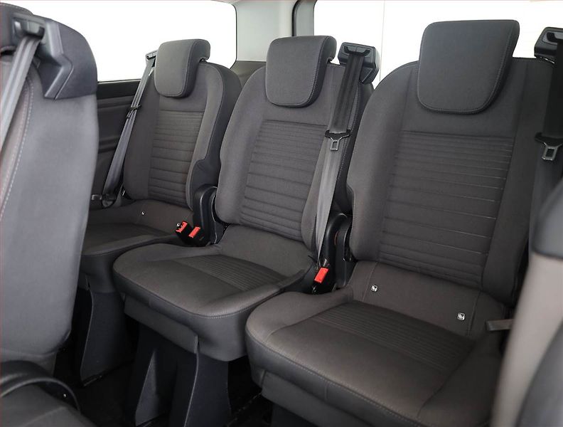 Ford Tourneo Custom (2021) Titanium 2.0 EcoBlue mHEV, ČR - fotka 17 z 19