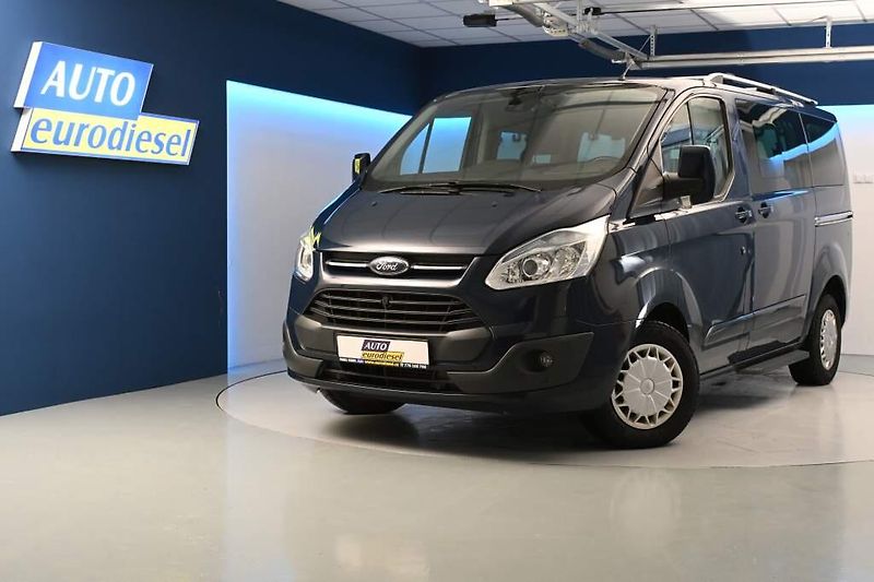 Ford Tourneo Custom (2014) 2.2 L1H1 8 Míst klima kamera 1 - fotka 2 z 30