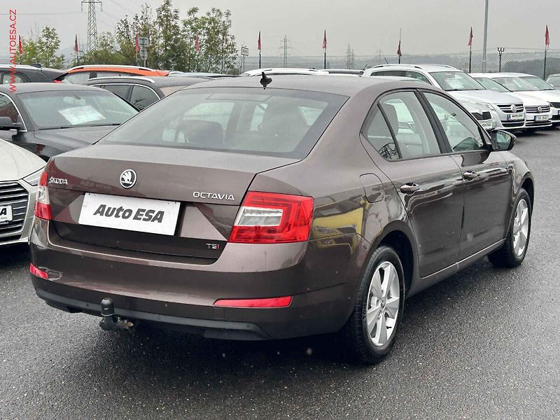 Škoda Octavia (2013) 1.4 TSI, autoAC - fotka 4 z 18