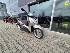 Piaggio Beverly 300 (2024) SKLADEM - fotografie inzerátu