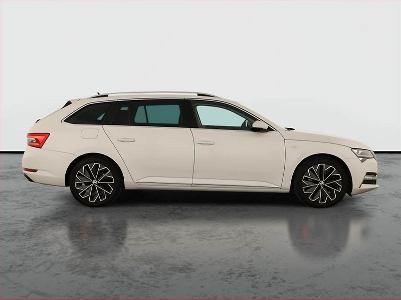 Škoda Superb (2020) Laurin&Klement 2.0 TDI - fotka 6 z 26