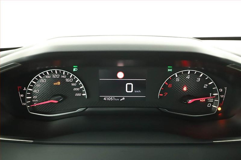 Peugeot 208 (2024) Active 1.2 PureTech - fotka 13 z 17