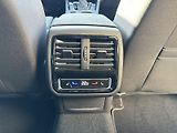 Volkswagen Passat (2023) Variant 2.0 TDI 4x4 DSG Busine - náhled 27