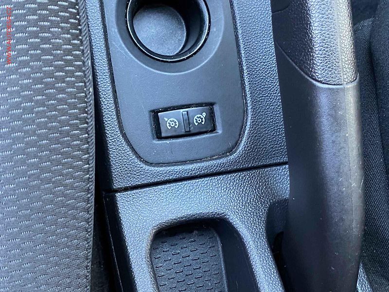 Dacia Duster (2019) 1.3 TCe, AC, TZ - fotka 14 z 18