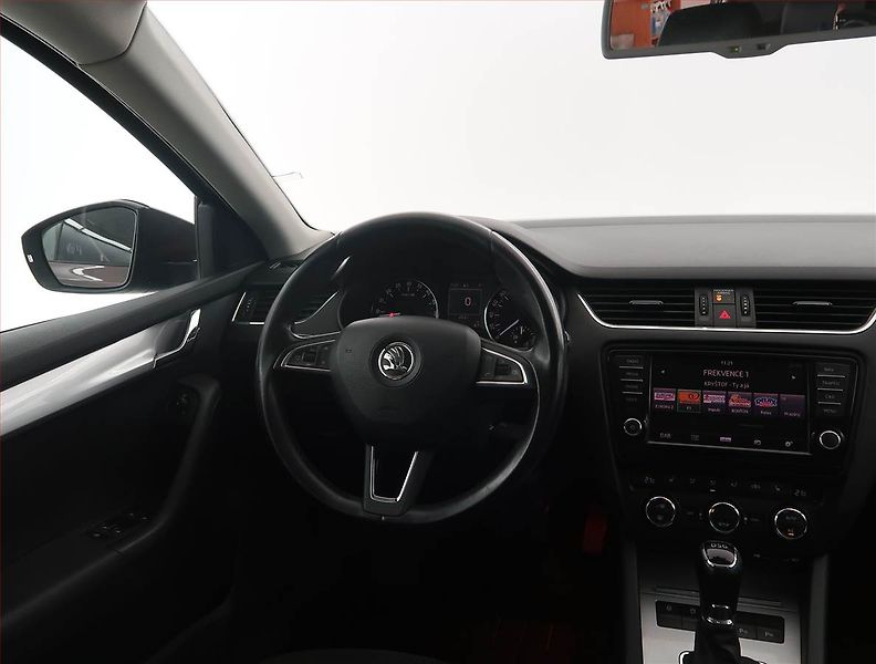 Škoda Octavia (2013) Ambition Plus 2.0 TDI, Automat - fotka 7 z 20