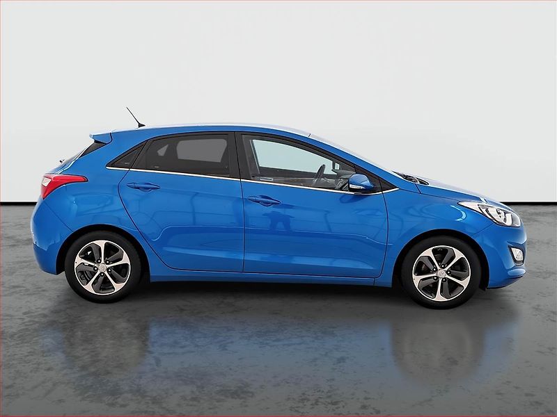 Hyundai i30 (2016) 1.6 GDI, Serv.kniha, Tempomat - fotka 6 z 20