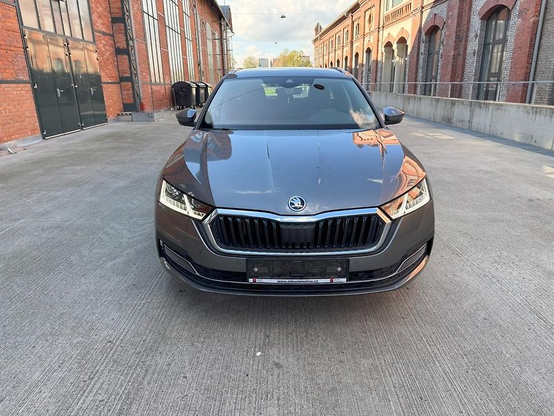 Škoda Octavia (2023) Combi Style 2,0 TDI 110 KW AUT - fotka 3 z 21