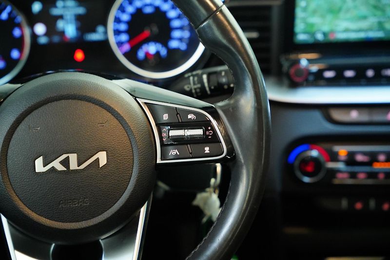 Kia Ceed - fotka 17 z 29