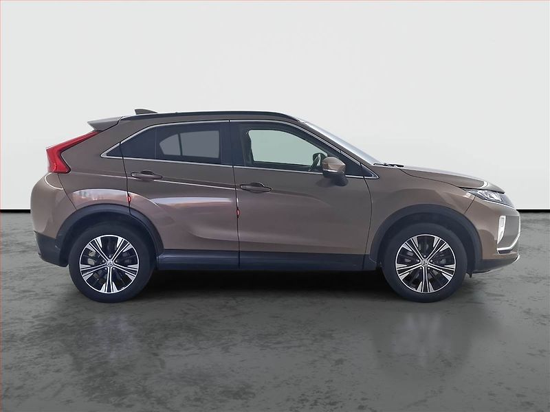 Mitsubishi Eclipse Cross (2019) 1.5 T-MIVEC, Tempomat - fotka 6 z 20