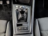 Volkswagen Golf 2,0 TDI,Life,navi,výhřev,klima - náhled 37
