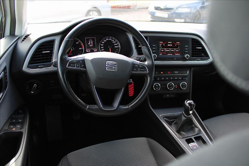 Seat Leon 1,6 TDi ST 85kW STYLE,serviska - fotka 41 z 42