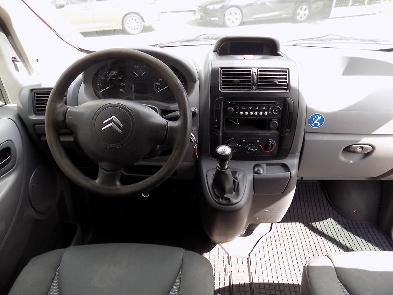 Citroën Jumpy (2011) 2.0 HDi - fotka 12 z 13