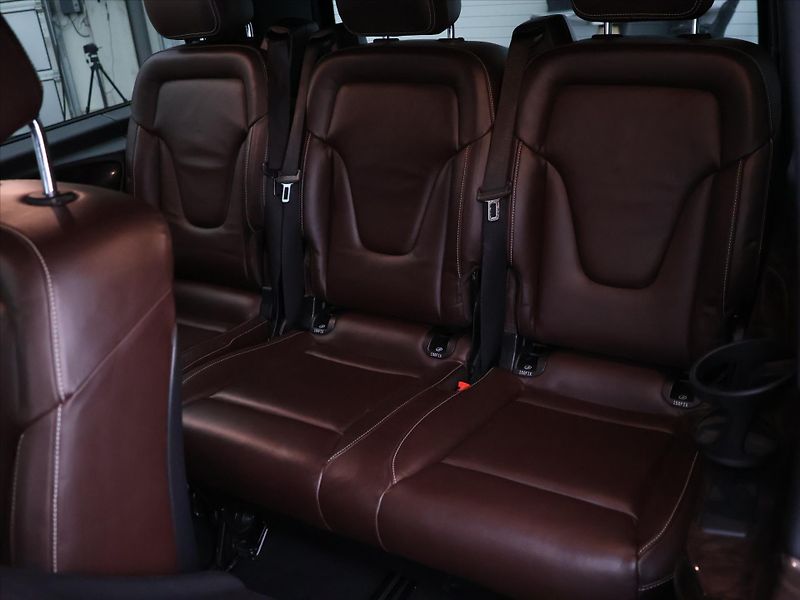 Mercedes-Benz Třídy V 2,1 220D 120kW Avantgarde CZ D - fotka 17 z 39