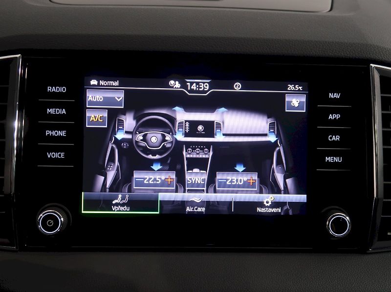 Škoda Karoq (2023) STYLE 1.5TSI 110KW DSG NAVI - fotka 27 z 41