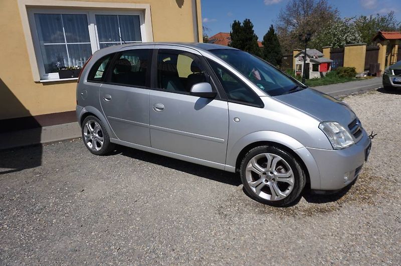 Opel Meriva (2003) 1,6 - fotka 17 z 25