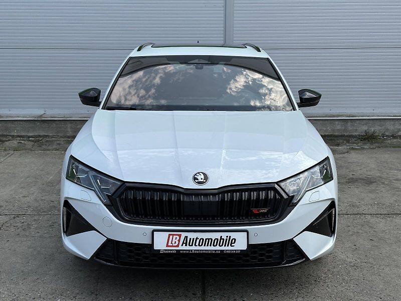 Škoda Octavia RS 2.0TSi DSG 265PS Matrix-LED - fotka 2 z 51