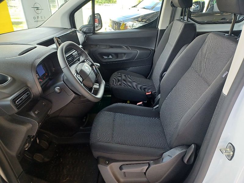 Opel Combo (2026) Crew Van L2 1,5CDTI 102k MT6 - fotka 14 z 28