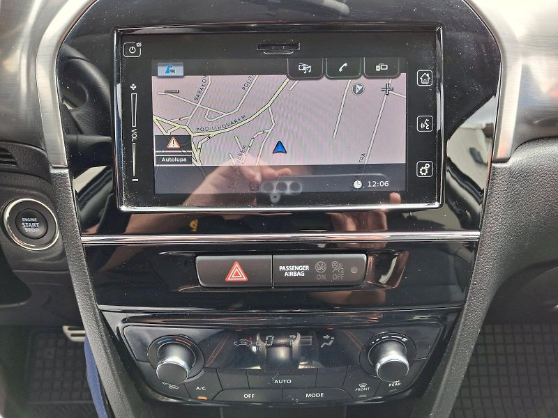 Suzuki Vitara (2017) Automat 4x4 1,4i 103kW - fotka 20 z 33