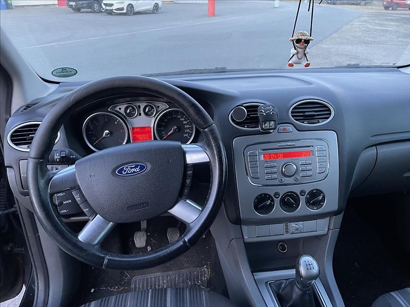 Ford Focus 1,6TDCi*80kW*+nové let. pneu*S - fotka 9 z 37
