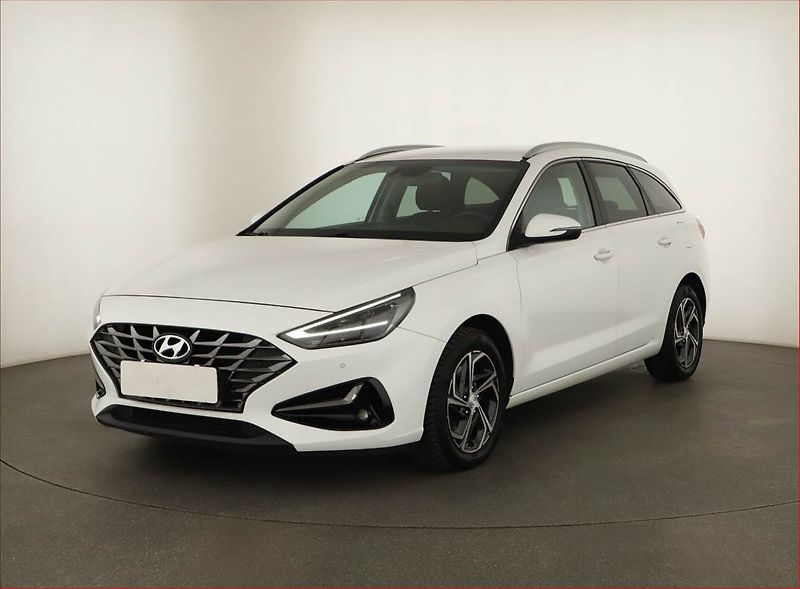 Hyundai i30 (2021) Smart 1.6 CRDi, ČR,1.maj - fotka 2 z 15