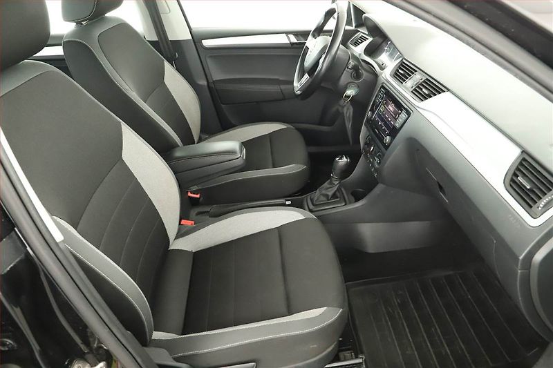 Škoda Rapid (2019) 1.0 TSI, Automat - fotka 7 z 14