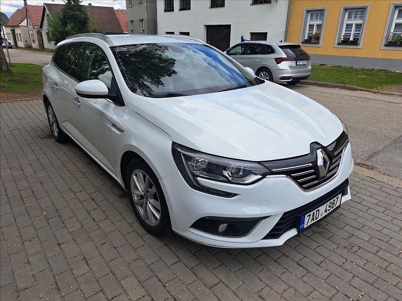 Renault Mégane 1,6 i LPG - fotka 9 z 37