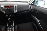 Mitsubishi Outlander (2012) 2.2 DI-D, 4X4, 7 míst, ČR - náhled 8