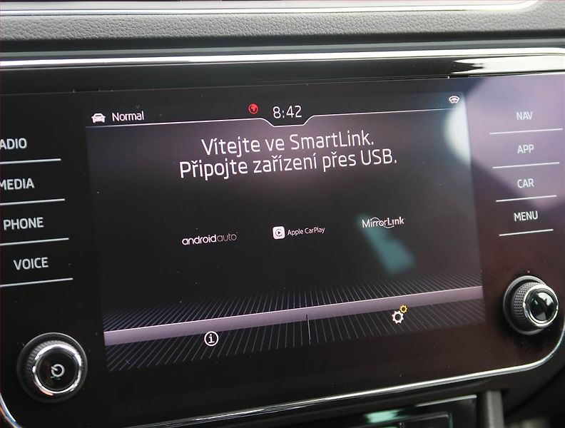 Škoda Superb (2018) Laurin&Klement 2.0 TDI, 4X4 - fotka 22 z 25