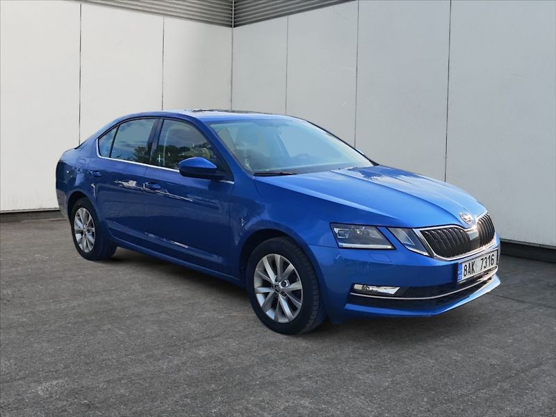 Škoda Octavia 2,0 TDI 110 Style - fotka 1 z 11