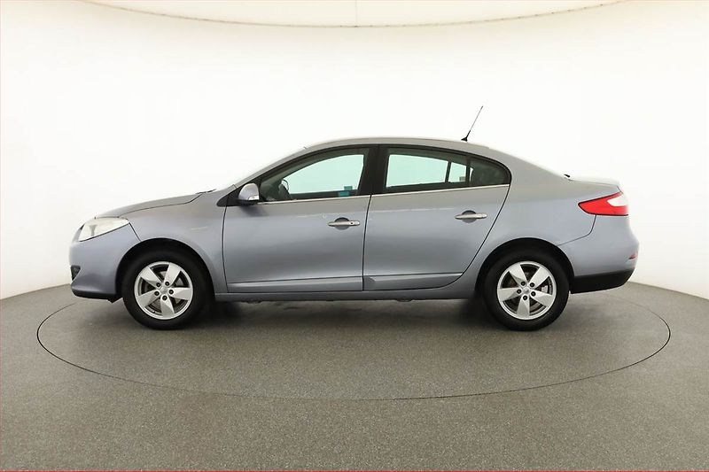 Renault Fluence (2010) 1.6 16V, po STK, jezdí výborně - fotka 3 z 14