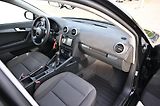 Audi A3 1.6MPI  75KW Sportback 6/2012 - náhled 16