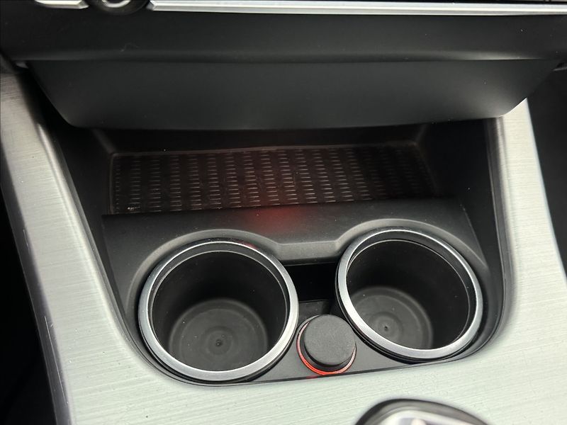 BMW X3 2,0 4X4 DPH M 2XKOLA NAVI ČR - fotka 20 z 36